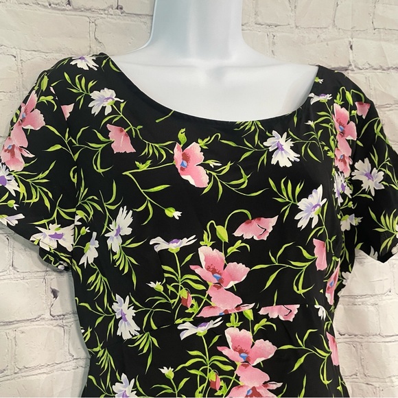 Black Floral Print Dress Medium - Picture 2 of 8